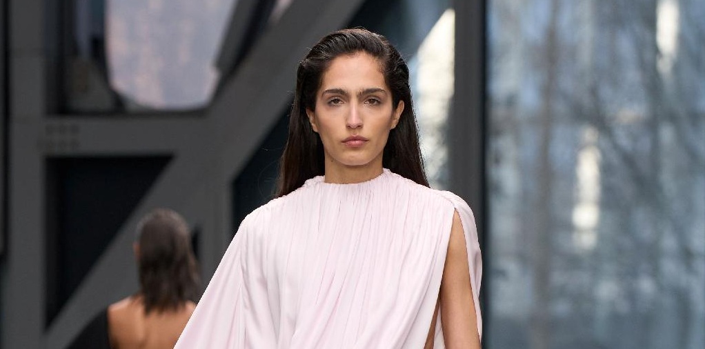 Calvin Klein Collection de Veronica Leoni. Prezentarea de modă a colecției de toamnă 2026 în New York City