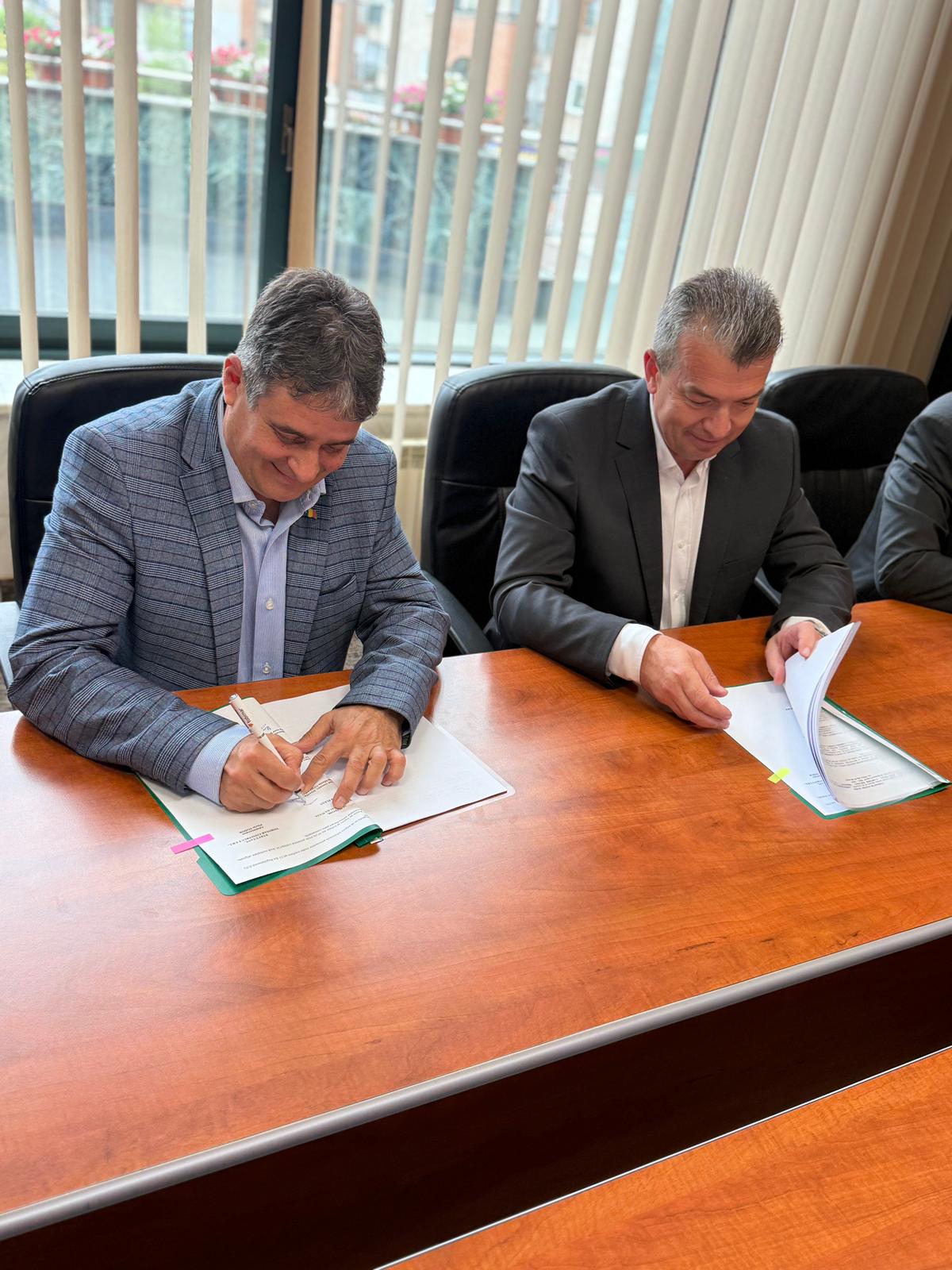 Contract semnat pentru amenajarea unui nou parc de 8 hectare în Alba Iulia
